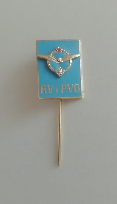 QW9 I 30 - Insigna - tematica aviatie - inscriptia RV i PVO