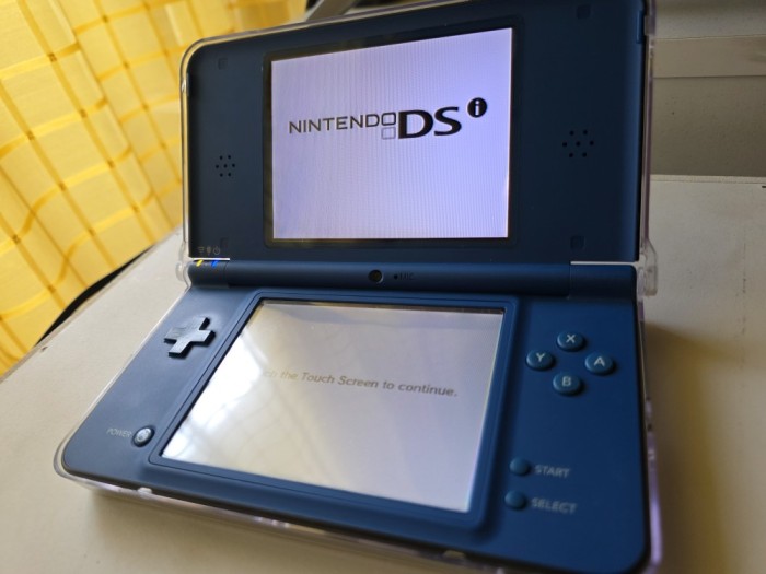 Consola modata Nintendo DSi XL