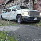 Limuzina Ford Excursion an 2000, Break, Benzina