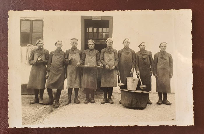 Fotografie veche,bucatari militari.