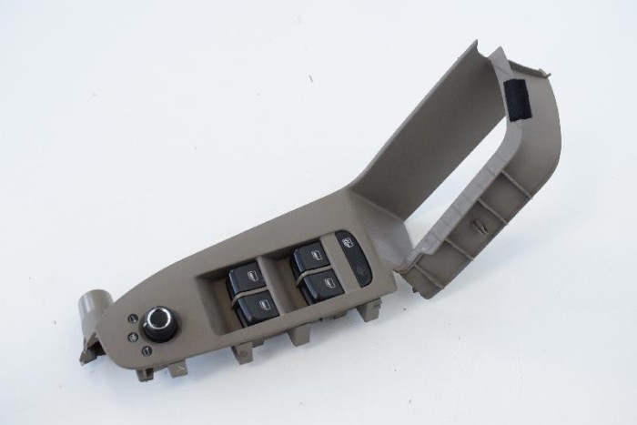Buton geam ușă dreapta față AUDI A5 Sportback 8TA 2012 OEM: 8K2867172D,8K2867172 3599373
