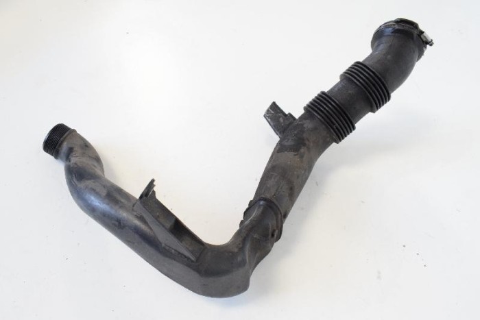 Furtun de admisie aer JAGUAR XF X250 2012 OEM: 9X23-9689-AD 10025954