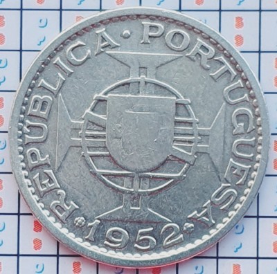 Angola 20 Escudos 1952 argint - km 74 - A031 foto