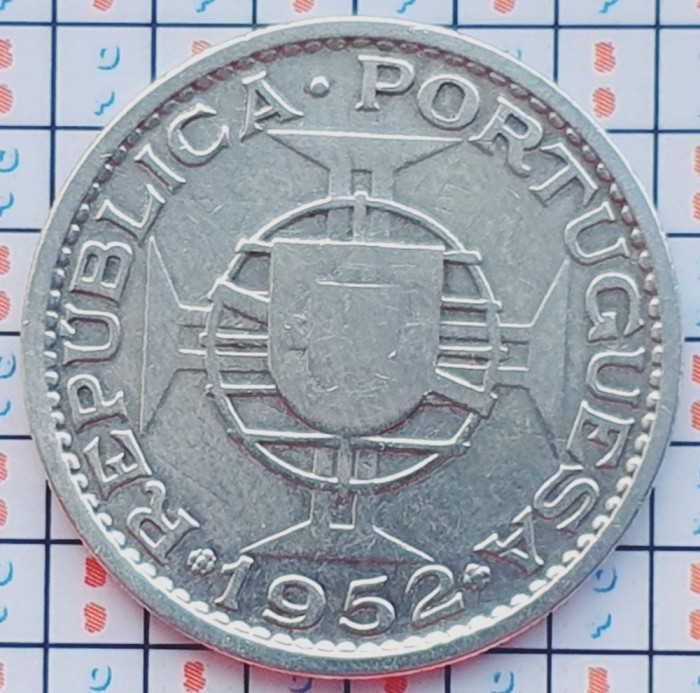 Angola 20 Escudos 1952 argint - km 74 - A031