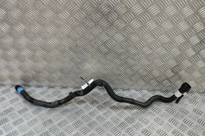 Furtun de lichid de răcire TESLA MODEL Y 2021 OEM: 1504721-00-B 30617368