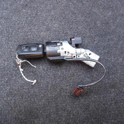 Butuc de contact CITRO&amp;Euml;N C3 II 2011 OEM: 9663123380 1773178 foto