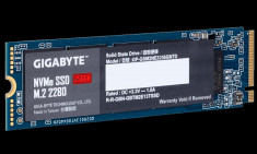 Ssd gigabyte 256 gb m.2 internal ssd form factor 2280 foto