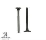 Cumpara ieftin Set supape originale Peugeot Vclic 4T 50cc (compatibila cu scutere tip GY6-50 - Baotian - Kymco - Rex - Rieju - Sachs 4T 50cc)