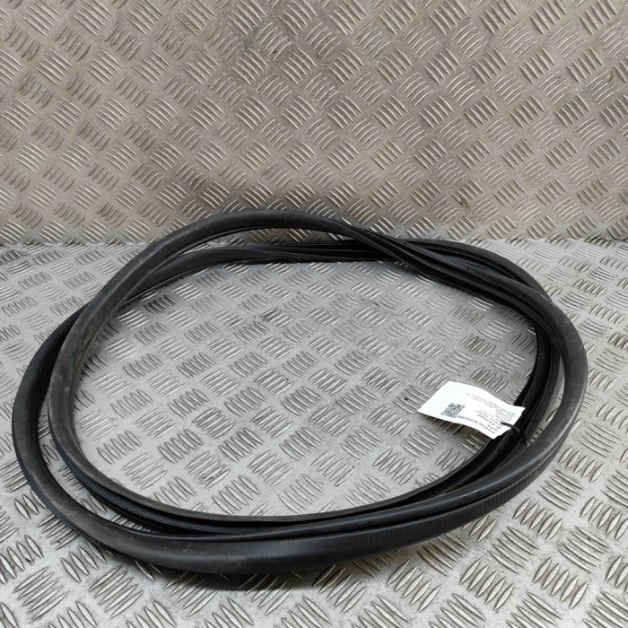 Garnitura ușă dreapta față MAZDA CX-5 KF 2022 OEM: KB7W-68-911C