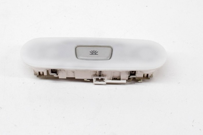 Iluminare interioară AUDI A5 8T3 2015 OEM: 8T0947111 | 14356203