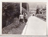 Bnk foto Olanesti - Aleea Trandafirilor, Alb-Negru, Romania de la 1950, Cladiri