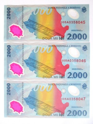 Romania lot 3 bancnote 2000 Lei 1999 UNC serii consecutive 005A,vedeti imaginile foto