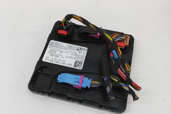 Modul de confort AUDI A5 F53 2019 OEM: 8W1907064AB,8W1907064B | 31863975