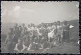 Fotografie, Grup de copii in excursie la munte, anii 50