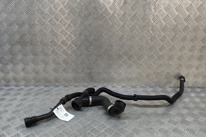 Furtun de lichid de răcire LAND ROVER RANGE ROVER EVOQUE L538 2017 OEM: GJ32-8286-AB 29530380