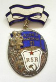 q745 ORDINUL GLORIA MATERNA RSR clasa a II-a in stare excelenta, acordata pentru mamele care au nascut si crescut opt copii