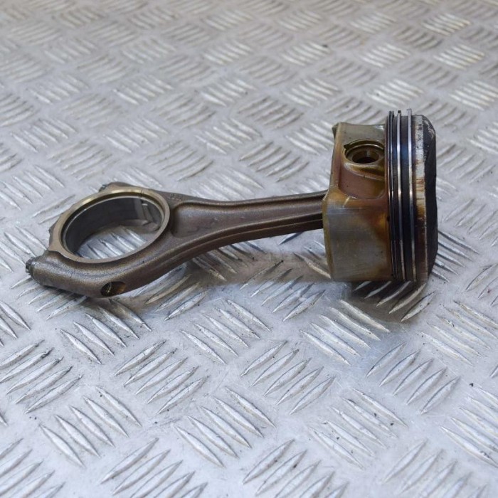 Piston BMW 7 E65, E66, E67 2005 OEM: 75244937521300 3943162