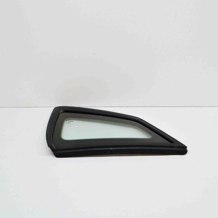 Geam lateral dreapta spate SKODA KAMIQ 2021 OEM: Off-road | 14937453