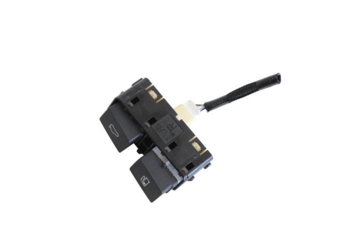 Comutator deschidere haion LEXUS ES _Z10_, _A10_, _H10_ 2020 OEM: 15F477 20299617