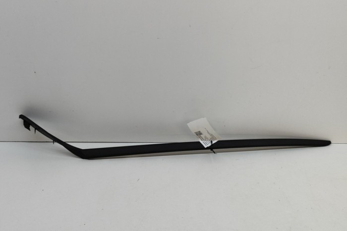 Ornament vertical parbriz st&acirc;nga VOLVO S60 III 224 2020 OEM: 31469400 | 23488810