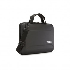 GEANTA THULE pt. notebook de max. 13 inch 1 compartiment fara buzunare waterproof poliester negru &amp;amp;quot;TGAE-2355 BLACK&amp;amp;quot; foto