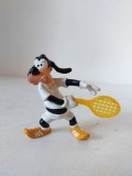 Goofy cu paleta de tenis, jucarie veche vintage de cauciuc, Bully, Walt Disney Productions, 7cm