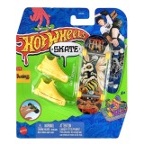 Set mini placa skateboard cu pantofi, Hot Wheels, Tony Hawk Freestyle, Cant Beehive, HVJ88