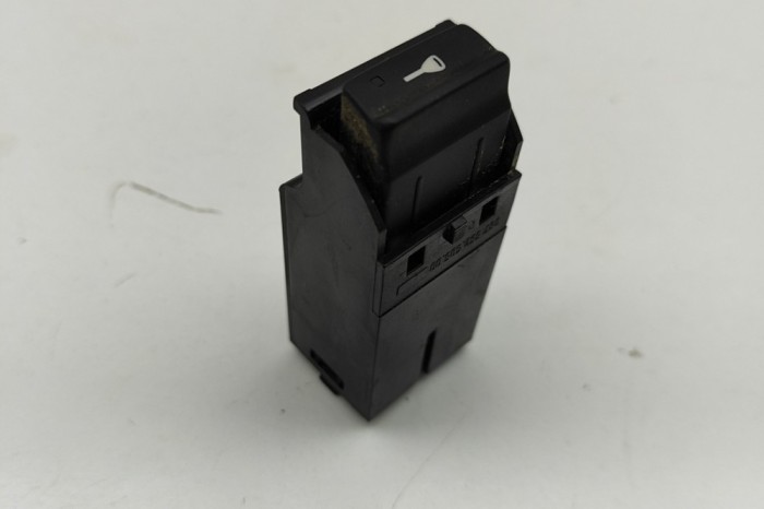 Comutator &icirc;nchidere centralizată PORSCHE CAYMAN 987 2012 OEM: 98761314301 | 31358867