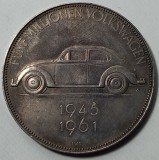 Medalie, Volkswagen ,,Broscuta&rdquo; 1961, Argint 1.000, 25 gr.