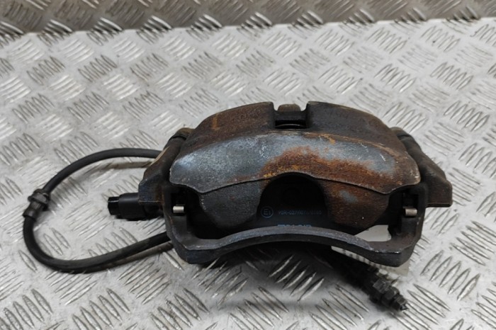 Etrier de fr&acirc;nă dreapta față VW PASSAT Variant B8 3G5 2021 OEM: 5G0615124E 29039112