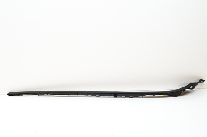 Ornament vertical parbriz dreapta HONDA ODYSSEY RL6 2019 OEM: 73152-THR | 14147365