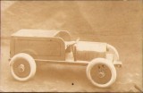 P965 Fotografie cu mașină de jucărie, Rom&acirc;nia, perioada interbelică
