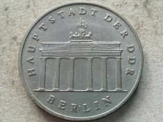 GERMANIA DEMOCRATA-5 MARK 1987 (Brandenburg gate of Berlin)