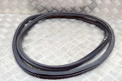 Garnitura ușă st&amp;acirc;nga spate PORSCHE MACAN 95B 2015 OEM: 95B833721,95B.833.721 | 13618899 foto