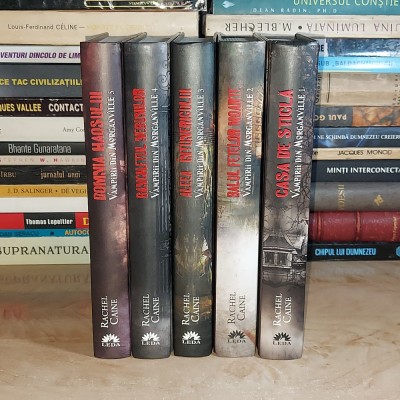 RACHEL CAINE - VAMPIRII DIN MORGANVILLE * 5 VOLUME (1-5) , EDITIE CARTONATA * foto
