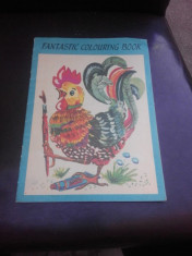 FANTASTINC COLOURING BOOK 4, CARTE DE COLORAT foto