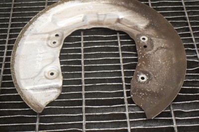 Protecție disc de fr&amp;acirc;nă st&amp;acirc;nga spate BMW i3 I01 2016 OEM: 6863444 11705867 foto