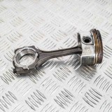 Piston Toyota Avensis Sedan T27 2011 OEM 13101-0R070 Piesa Originala