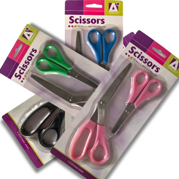 Set 2 foarfeci pe blister