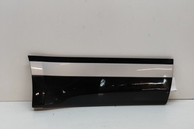 Bandou inferior ușă dreapta spate LAND ROVER RANGE ROVER VELAR L560 2018 OEM: J8A2-274A48-BBW,J8A2-274A48-B | 24842067 foto