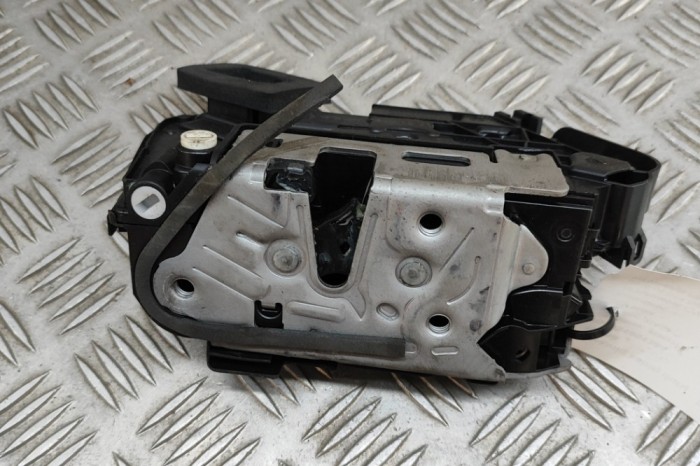 &Icirc;ncuietoare ușă st&acirc;nga față VW T-CROSS C11 2024 OEM: 5TA839015P | 31801384