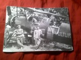 Fotografie militara ww2 AVION IAR Vultur si 6 Militari dim.=16,2x13cm