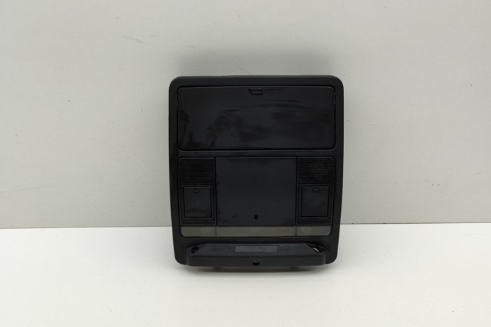 Iluminare interioară JAGUAR I-PACE X590 2018 OEM: J9D3-15K609-AA,HJ32-519A58-CE | 31799702