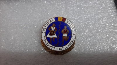 insigna Concursul cultural sportiv al tineretuluyi 1960 foto