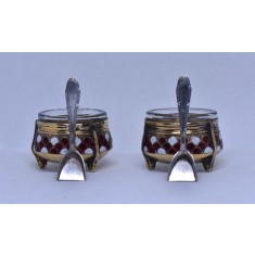 Pereche de solnite vechi din metal argintat cu email - Rusia sovietica anii 1930