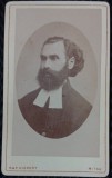 Fotografie tip CDV, barbat cu barba si mustata, inceput de secol XX