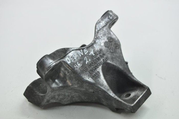 Suport motor dreapta AUDI A6 4F2, C6 2010 OEM: 4F0199308AB 2569579