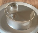 Brățară argint 925 sterling marcată, reglabilă, 26 g , elegantă, stare foarte bună, nouă, nefolosită