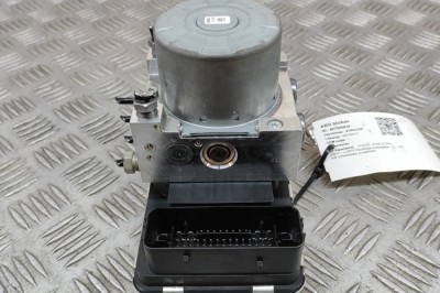 Pompa ABS VOLVO XC60 II 246 2019 OEM: 32214772,P32214772,10.0220-1303.4,10.0915-0481.3,10.0626-3563.1 27840834 foto