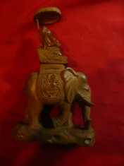 Statueta din lemn - Demnitar calare pe elefant , h=19cm foto
